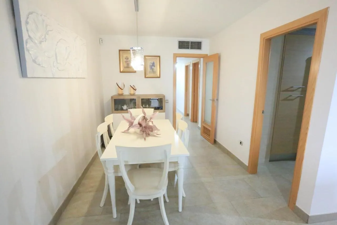 Augusta 6 2 Only Families Apartment Cambrils Spain